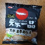 濃厚で麺によく絡むスープ