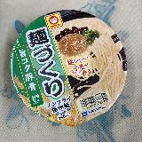 コク深い豚骨スープ