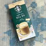 本格的なスティックのカフェラテ