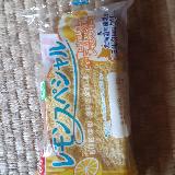 ふわふわ生地にレモンクリーム