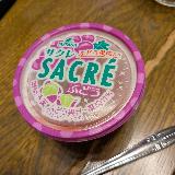 かき氷に、ぶどう果肉、とても濃い味