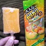 メロン果汁33％使用