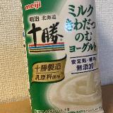 なめらかで濃厚なヨーグルト