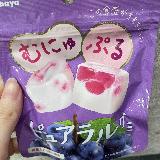 むにゅ