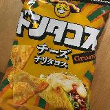 濃厚チーズとピリ辛なチリ風味が美味しい