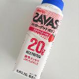 ほんのりイチゴ味で、おいしくプロテイン摂取