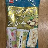 おかきとマカダミヤが意外と合う！
