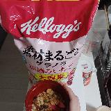 あっさりとドライフルーツが決めてのシリアル