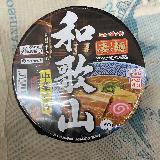 濃厚な豚骨醤油スープ