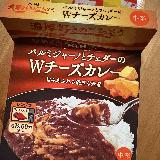 濃厚チーズを感じるどろっとカレー！