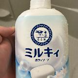 優しいせっけんの香りでしっとり洗える