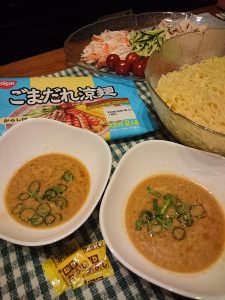 日清 ごまだれ涼麺 2人前（チルド麺ラーメン・冷し中華）